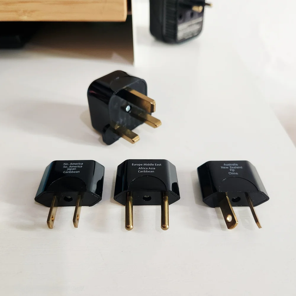 Travel Power Adapter & Converter Set Black 6 pieces w/ Travel Bag